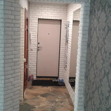 Domashnii Uiut Na Komarovke Apartment *