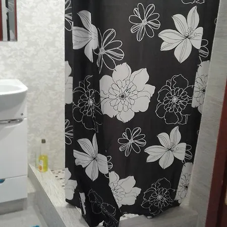 Domashnii Uiut Na Komarovke Minsk